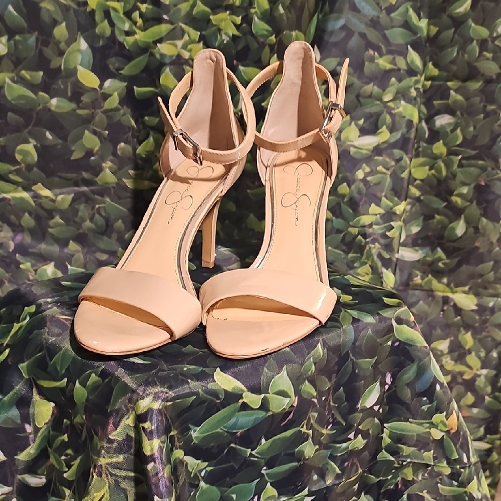Jessica Simpson Beige‎ Strappy Heels